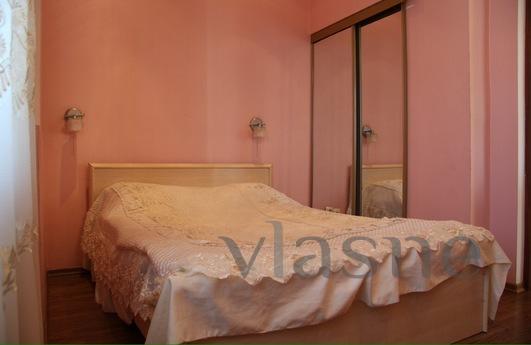New apartments in the heart of the Dniep, Dnipro (Dnipropetrovsk) - apartment by the day