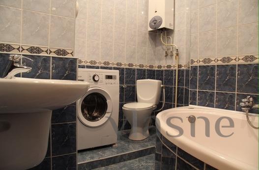 New apartments in the heart of the Dniep, Dnipro (Dnipropetrovsk) - apartment by the day