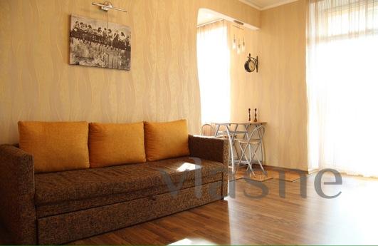 New apartments in the heart of the Dniep, Dnipro (Dnipropetrovsk) - apartment by the day