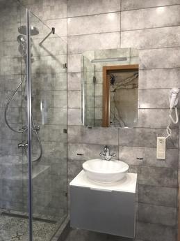 Arcadia, studio 39m2 Leonardo renovation, Odessa - apartment by the day