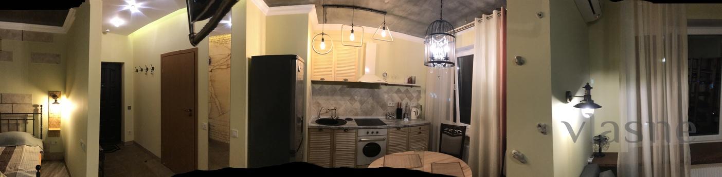 Arcadia, studio 39m2 Leonardo renovation, Odessa - apartment by the day