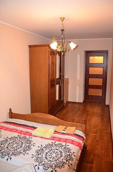 Квартира 215 для аренды в Херсоне, Херсон - квартира посуточно