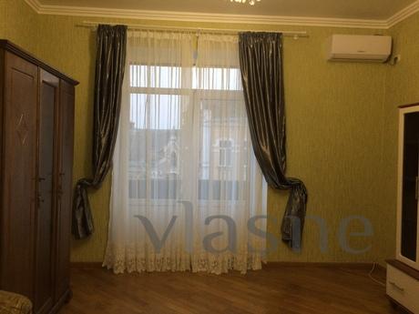 Cozy apartment in the center with a view, Kyiv - apartment by the day