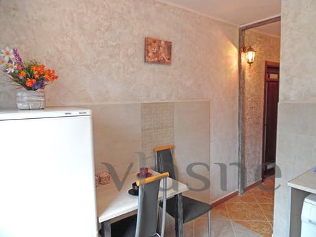 LUX in the center! Clean and cozy!, Khmelnytskyi - apartment by the day