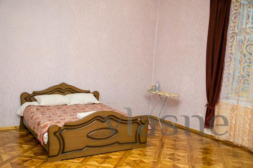 Zatishna apartment tsentrі 7 xB. to the Opera House. In all 