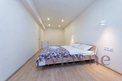 Двокімнатна, в ЖК SmartHouse, біля метро, Киев - квартира посуточно