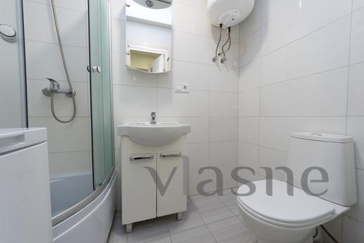 Двокімнатна, в ЖК SmartHouse, біля метро, Киев - квартира посуточно