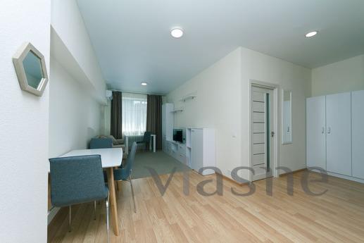 Двокімнатна в ЖК SmartHouse, біля метро., Киев - квартира посуточно