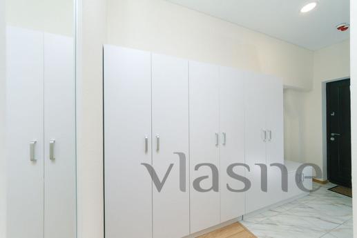 Двокімнатна в ЖК SmartHouse, біля метро., Киев - квартира посуточно