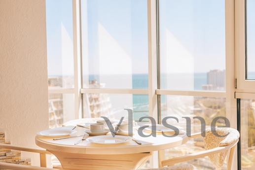 ARCADIA. The apartment with a sea view, Odessa - apartment by the day
