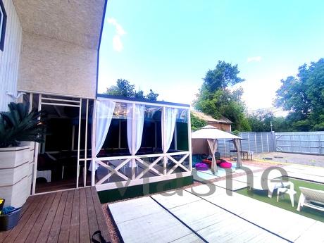 Rent a similar apartment in Kiev with a swimming pool, Kyiv - apartment by the day
