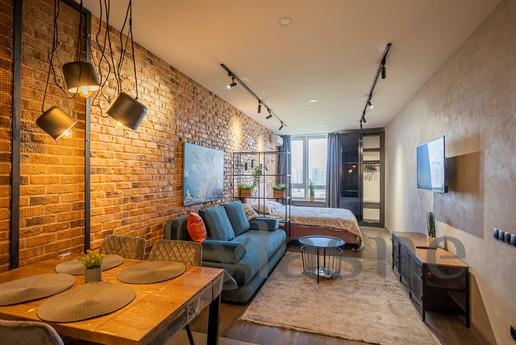 Species studio in the residential comple, Kyiv - apartment by the day