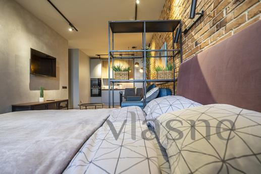 Species studio in the residential comple, Kyiv - apartment by the day