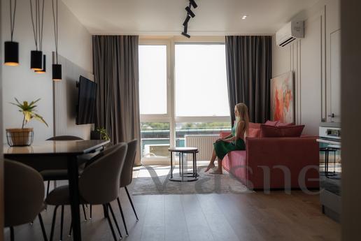 2 rooms 'Flamingo', residential complex Slavutich, Kyiv - apartment by the day