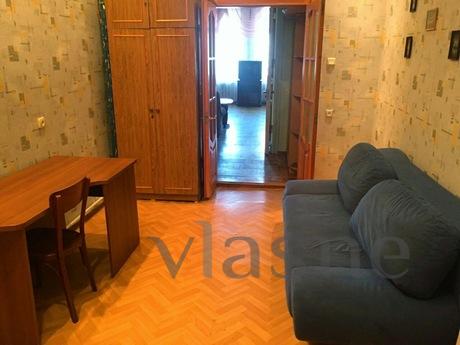 Its 3 bedroom apartment in the center, Odessa - apartment by the day