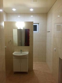 Its 3 bedroom apartment in the center, Odessa - apartment by the day