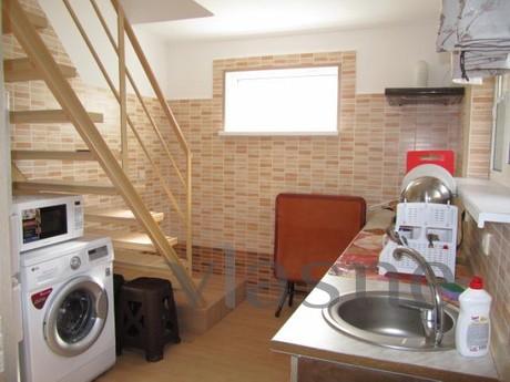 A house of 2 floors, in the center, Alupka - apartment by the day