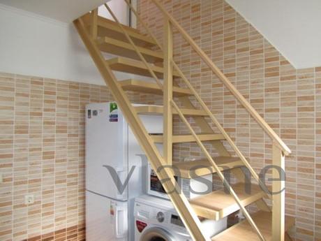 A house of 2 floors, in the center, Alupka - apartment by the day