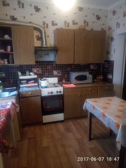 2 bedroom apartment for rent, Henichesk - apartment by the day