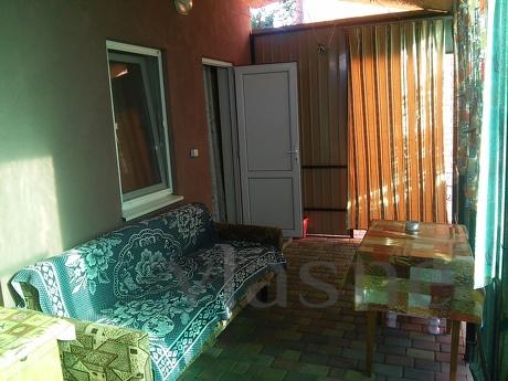Rooms in the private sector, Chernomorsk (Illichivsk) - apartment by the day