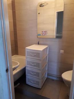 1 room. (Cherry), Odessa - apartment by the day
