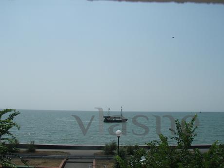 двух комнатная квартира с видом на море, Бердянск - квартира посуточно