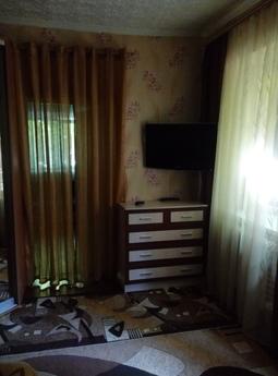 Сдам отдельные полдома., Черноморск (Ильичевск) - квартира посуточно