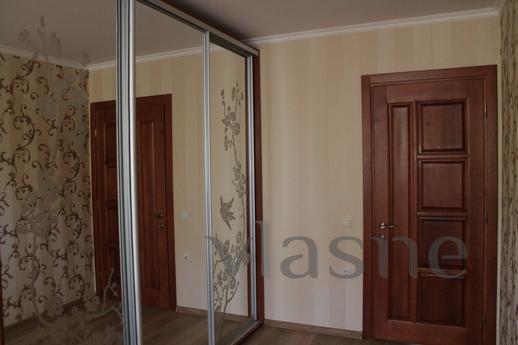 APARTMENT IN 2 MINUTES FROM THE SEA, Chernomorsk (Illichivsk) - apartment by the day