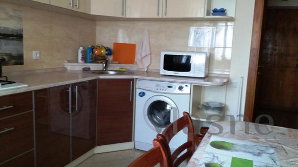 2-roomed apartment by the sea, Chernomorsk (Illichivsk) - apartment by the day