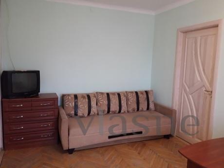 2-bedroom daily. Kirillovskaya, Kyiv - apartment by the day