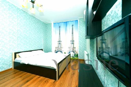 In a new beautiful house in Poznyaky, a cozy and beautiful a