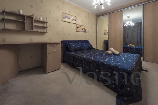 Stylish 2-room apartment in the center, Kyiv - apartment by the day