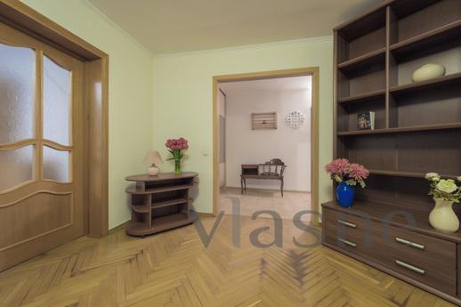 2 bedroom apartment for rent, Kyiv - apartment by the day