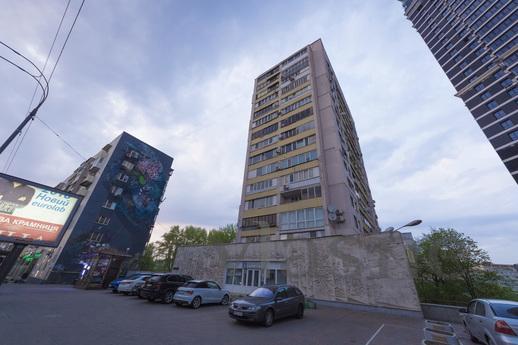 2 bedroom apartment for rent, Kyiv - apartment by the day