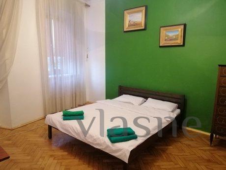 Подобова оренда затишної двокімнатної квартири в центрі міст