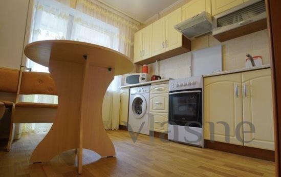 Rent daily, hourly apartment, Kamenskoe (Dneprodzerzhinsk) - апартамент за нощувки