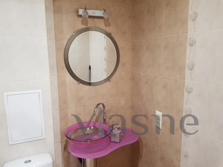 Comfortable 2-bedroom, Kropyvnytskyi (Kirovohrad) - apartment by the day