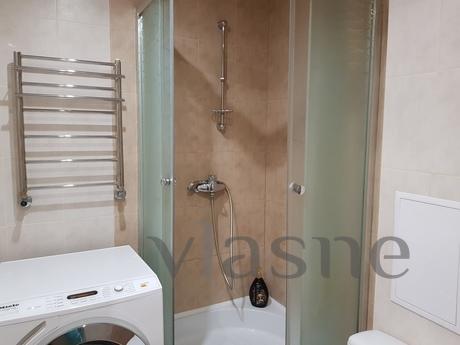 Comfortable 2-bedroom, Kropyvnytskyi (Kirovohrad) - apartment by the day