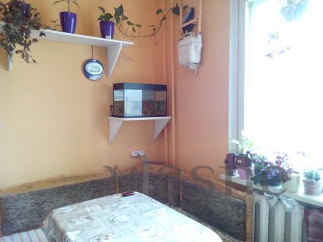 Room on the key in the two-room, Kyiv - apartment by the day