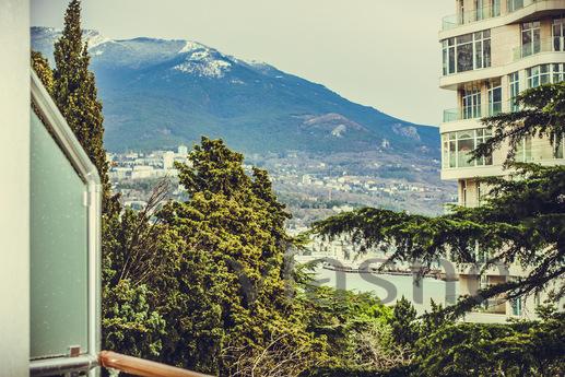 Daily LCD "Lotos" 9, Yalta - apartment by the day