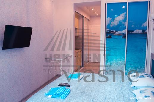 Daily LCD "Lotos" 16 B, Yalta - apartment by the day