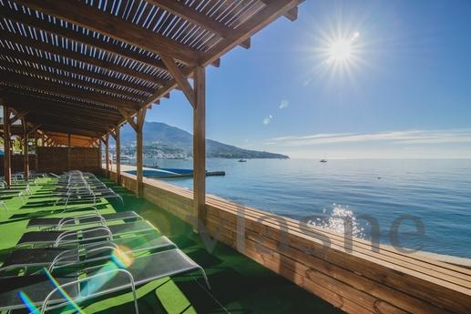 Daily LCD "Lotos" 26, Yalta - apartment by the day