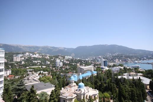 Daily LCD "Profesional" 7/2, Yalta - apartment by the day
