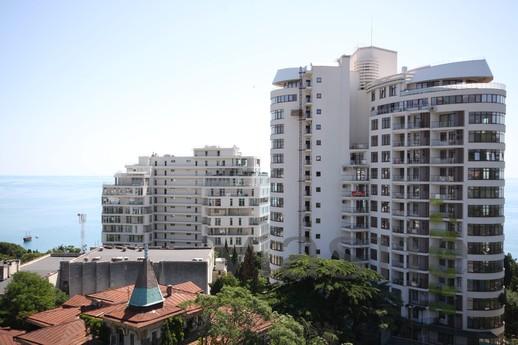 Daily LCD "Profesional" 7/2, Yalta - apartment by the day