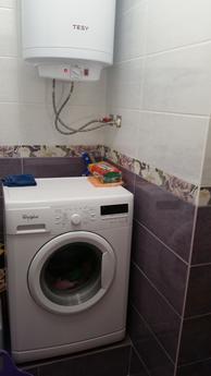 Cozy apartment in a new house, Odessa - apartment by the day
