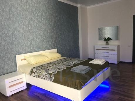Современная квартира в новом доме, в самом центре Аркадии, н