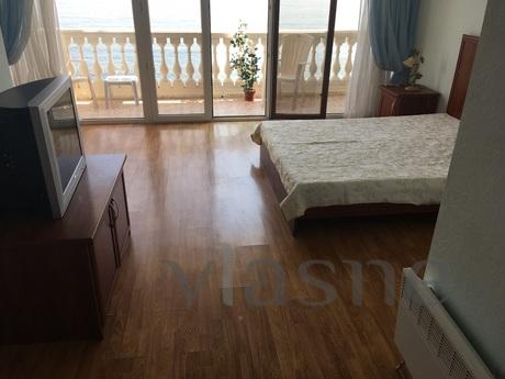 Daily rent Lenin, 35B, Alupka - apartment by the day