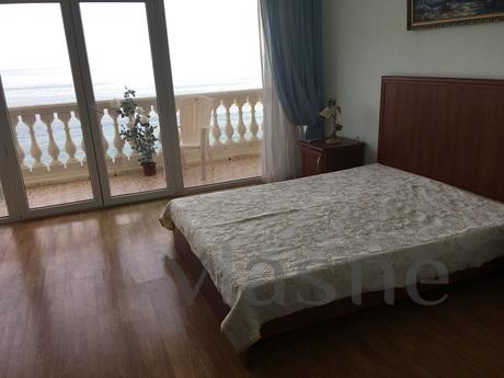 Daily rent Lenin, 35B, Alupka - apartment by the day