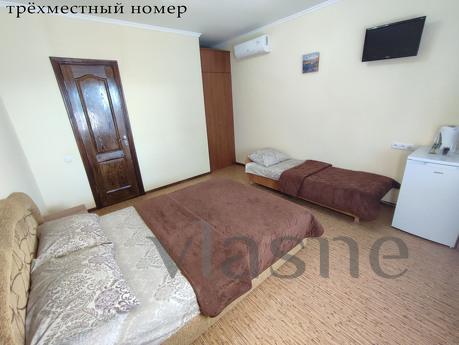 ZANDER. GUEST HOUSE 'COOL', Sudak - apartment by the day