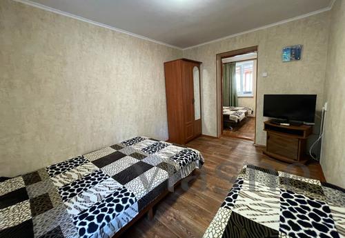 СУДАК. ДВУХКОМНАТНЫЙ ДОМ 8 МИНУТ ДО МОРЯ, Судак - квартира посуточно